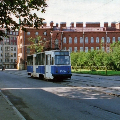 Новгородская улица